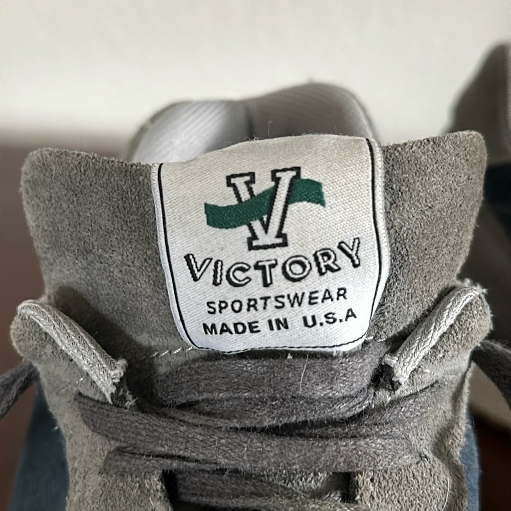 Victory sneakers-size 9.5